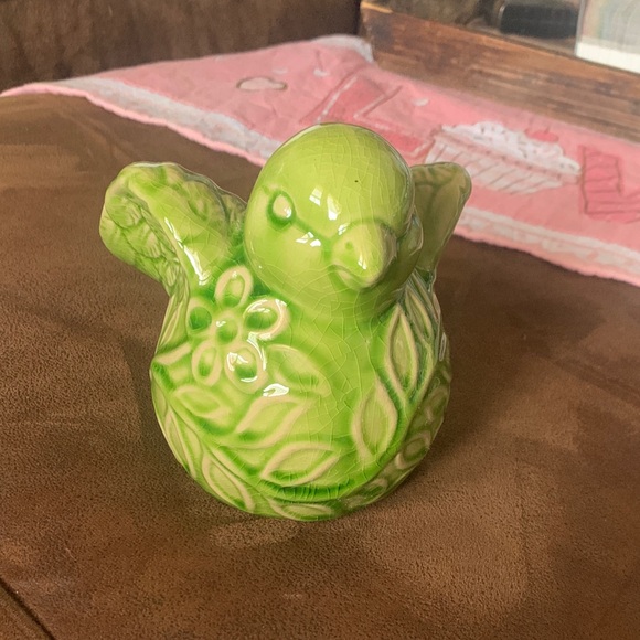 Green Ceramic Bird Figurine - Picture 2 of 6